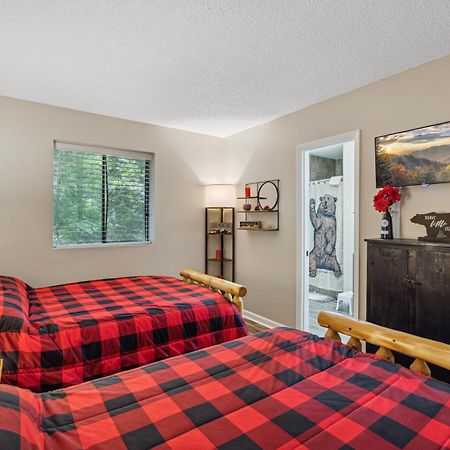 Obear Mountain Is A Newly Updated Condo In Chalet Village Of Gatlinburg! Eksteriør bilde