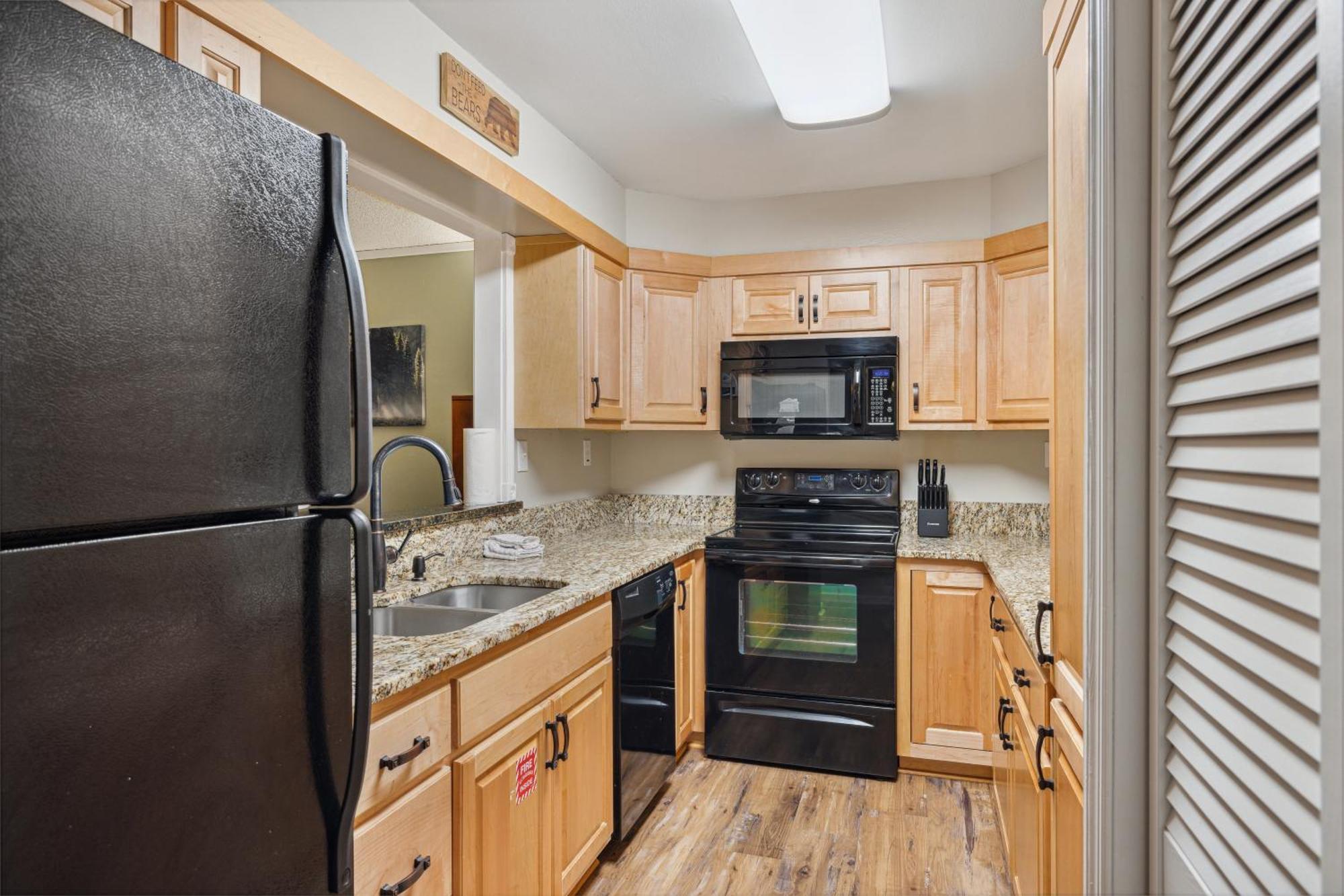 Obear Mountain Is A Newly Updated Condo In Chalet Village Of Gatlinburg! Eksteriør bilde